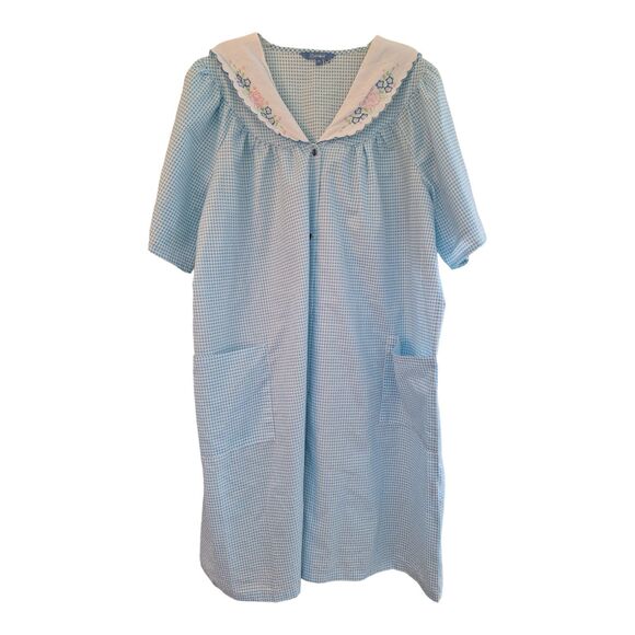 Dream Crest Housecoat Seersucker Blue Gingham Embroidery Pockets Snap Front 2X - Picture 1 of 5